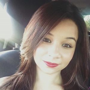 Meet your Posher, Abigail